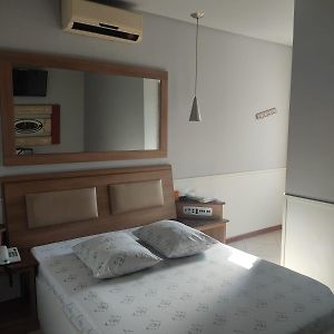 Habitación con Cama Queen